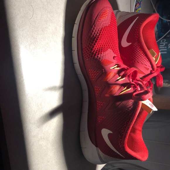 Red and Yellow Free Runs Youth size 7 - Picture 3 of 3